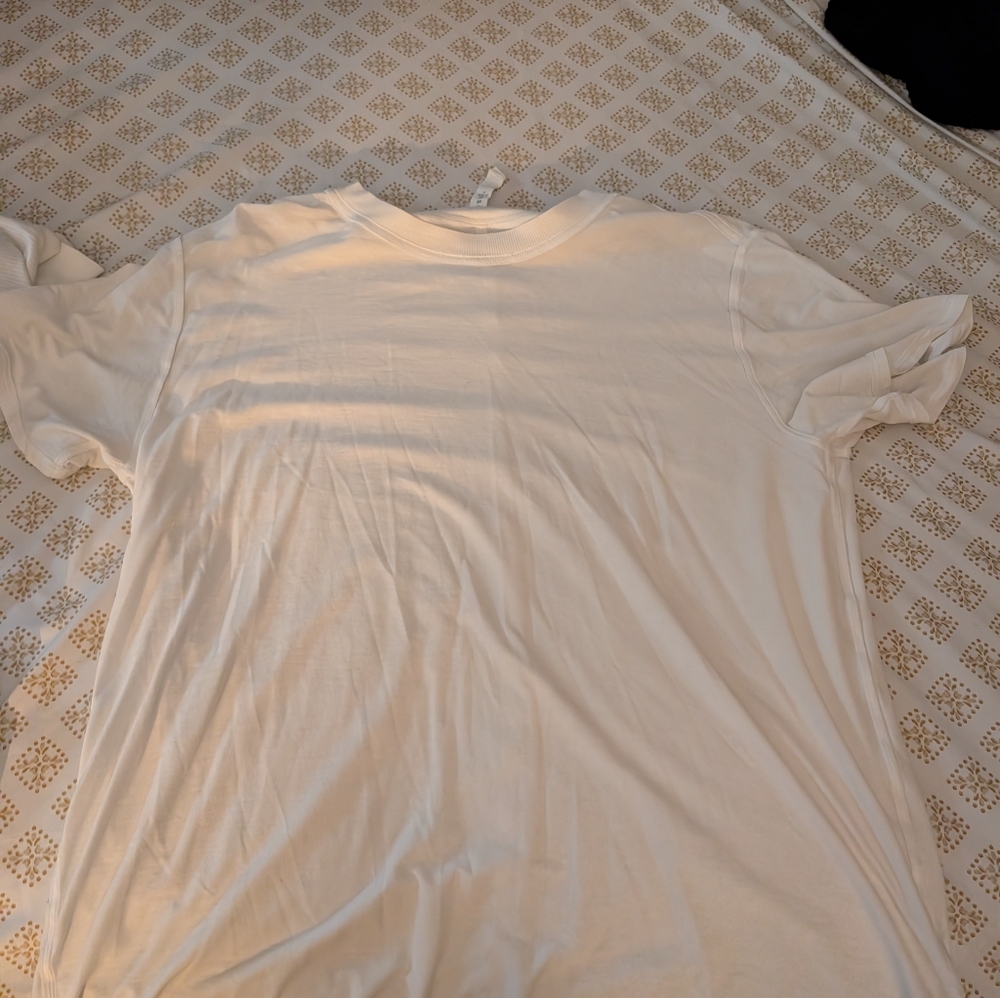 Classic Women's Lulu T-shirt